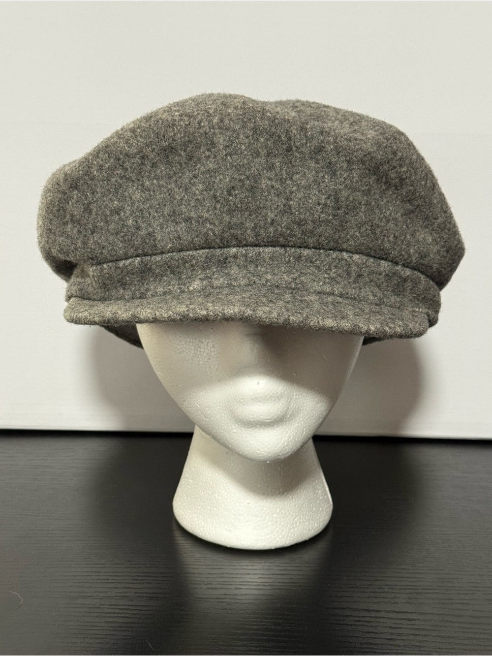 Vintage Men’s (Large) Gray Kangol Wool Spitfire/Newsboy Hat Made in England